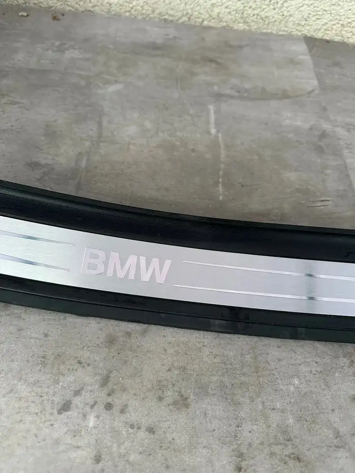BMW 5 G30 G31 (2016 - ) 7381329 Внутренняя отделка заднего порога — фото 2
