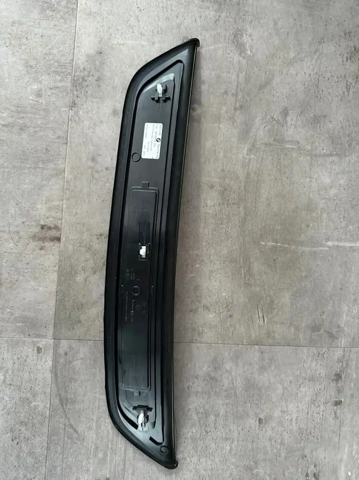 BMW 5 G30 G31 (2016 - ) 7381329 Внутренняя отделка заднего порога — фото 4