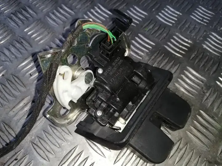 Audi Q5 SQ5 (2008 - 2012) 8R0827505 Замок крышки багажника — фото 5