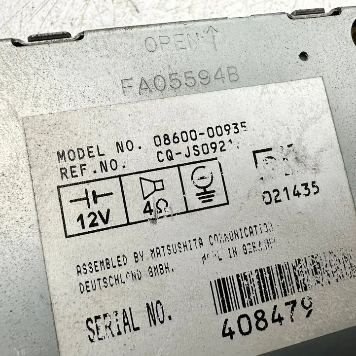 Toyota Avensis Verso (2001 - 2004) 0860000935 Магнитола / мультимедийная система — фото 8