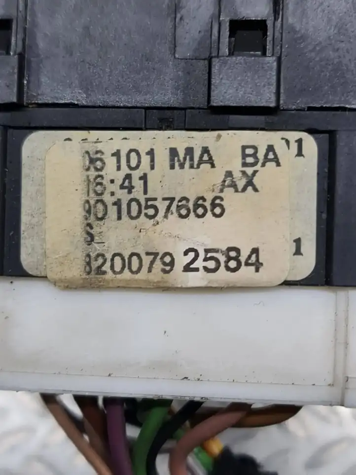 Dacia Sandero (2008 - 2012) 8200792584 Переключатель стеклоочистителей — фото 6