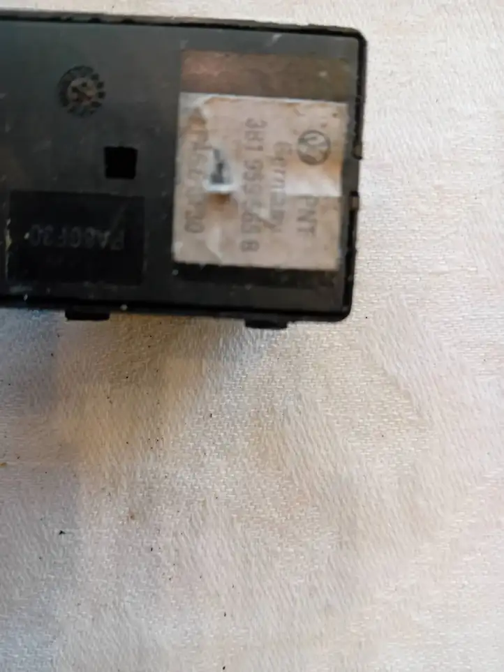 Volkswagen PASSAT B5.5 (2001 - 2005)  3B1959565B Включатель зеркал