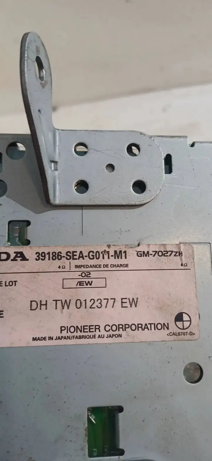 Honda Accord (2003 - 2007) 39186SEAG011M1 Усилитель антенны — фото 3