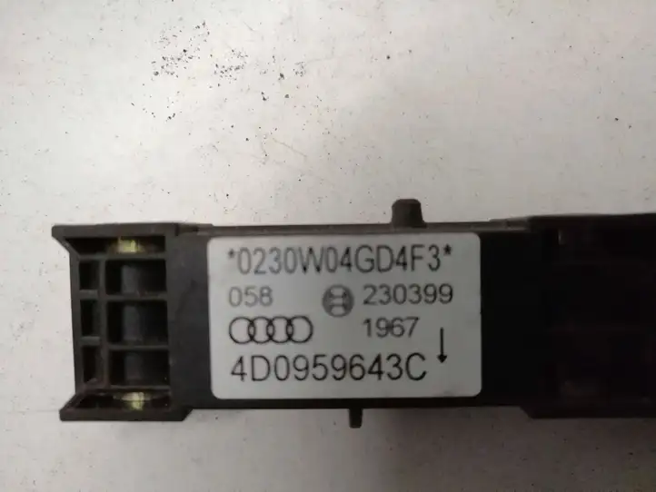 Audi A8 S8 D2 4D (1999 - 2002) 4D0959643C Датчик удара SRS — фото 3