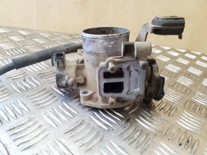 Toyota RAV 4 (XA20) (2000 - 2005) 8946233030 Дроссельная заслонка — фото 3