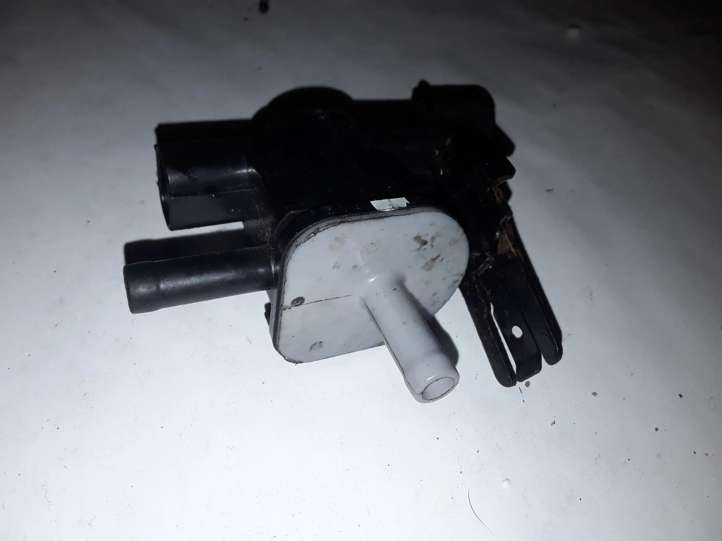 9091012275 Toyota RAV 4 (XA40) Solenoidinis vožtuvas