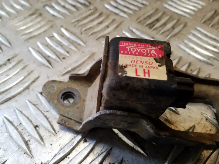 Toyota RAV 4 (XA20) (2000 - 2005) 8917342030 Датчик удара SRS — фото 4