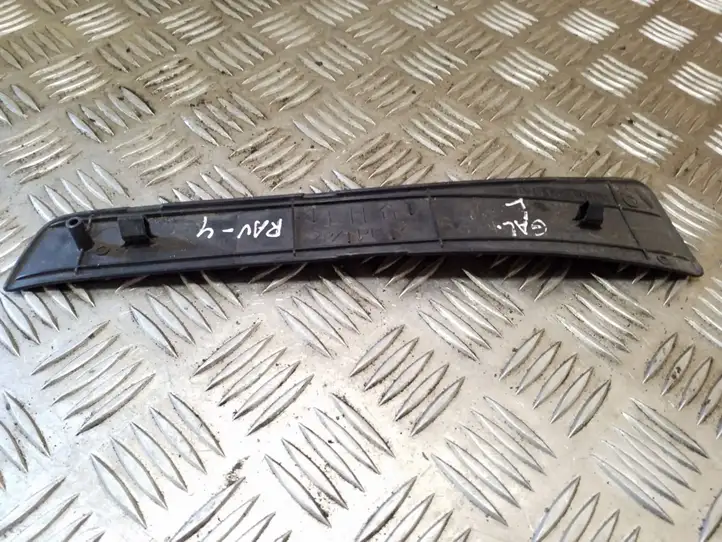 Toyota RAV 4 (XA20) (2000 - 2005) 6791642010 Внутренняя отделка заднего порога — фото 2