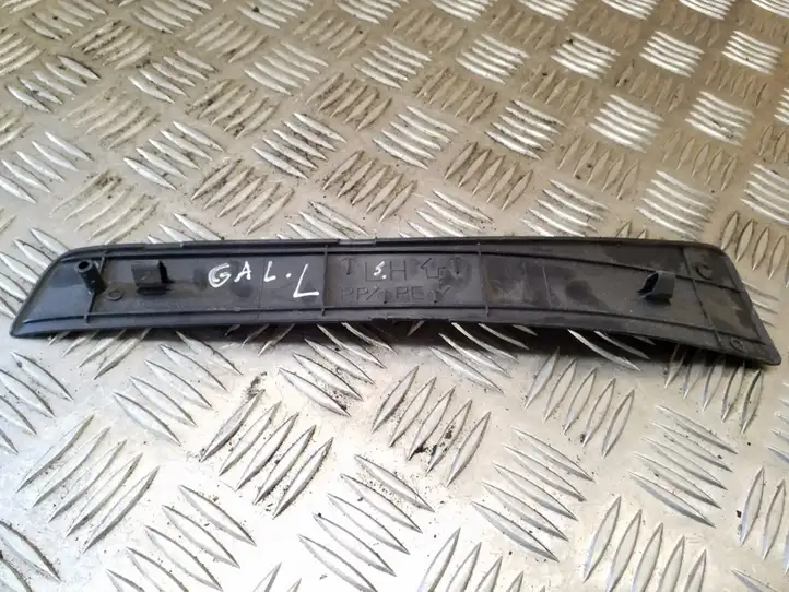 Toyota RAV 4 (XA20) (2000 - 2005) 6791642010 Внутренняя отделка заднего порога — фото 2