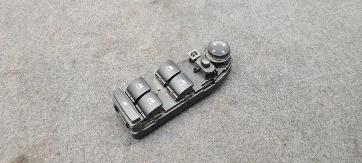BMW 3 E90 E91 (2005 - 2012) 9122110 Кнопка стеклоподъемников — фото 1