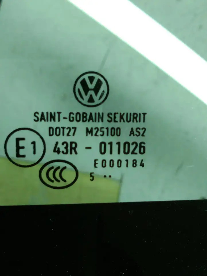 Volkswagen PASSAT B8 (2015 - ) 3G0845114C Форточка двери — фото 3