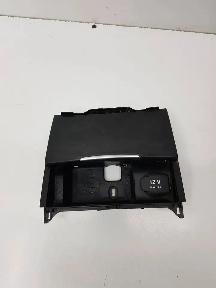 Mercedes-Benz CLS C218,X218 (2011 - 2017) A2186800750 Пепельница — фото 2