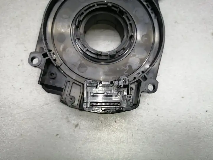 Toyota Corolla E120 E130 (2004 - 2007) Контактное кольцо SRS — фото 3