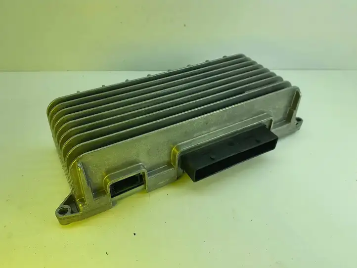 Audi A6 S6 C6 4F (2008 - 2011) 4F0035223N Усилитель звука — фото 1