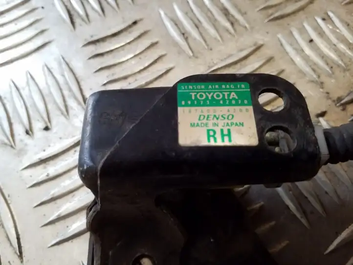 Toyota RAV 4 (XA20) (2000 - 2005) 8917342070 Датчик удара SRS — фото 5