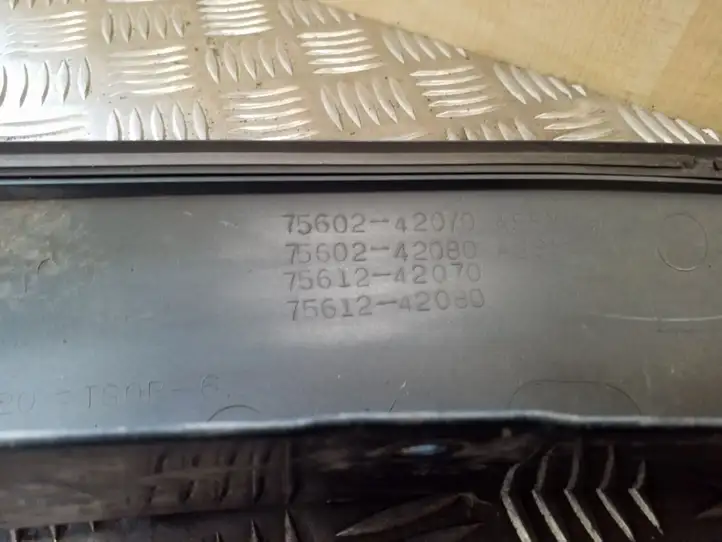 Toyota RAV 4 (XA20) (2000 - 2005) 7560242070 Накладка колесной арки — фото 3