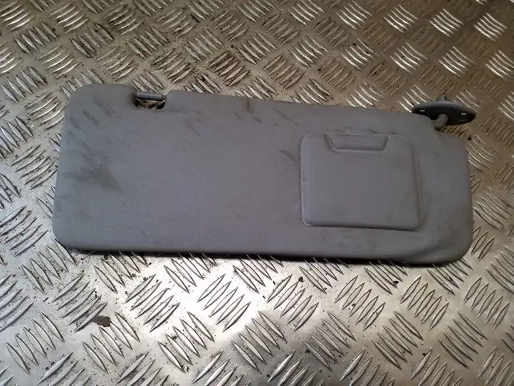 Toyota RAV 4 (XA20) (2000 - 2005) Солнцезащитный козырек — фото 3
