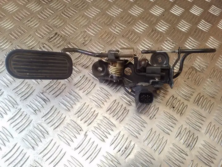 Toyota RAV 4 (XA20) (2000 - 2005) 7801042010C Педаль акселератора — фото 1