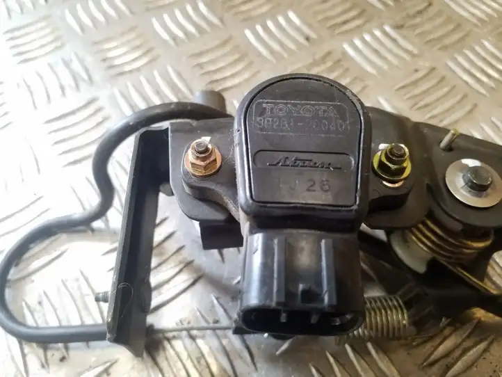 Toyota RAV 4 (XA20) (2000 - 2005) 7801042010C Педаль акселератора — фото 2