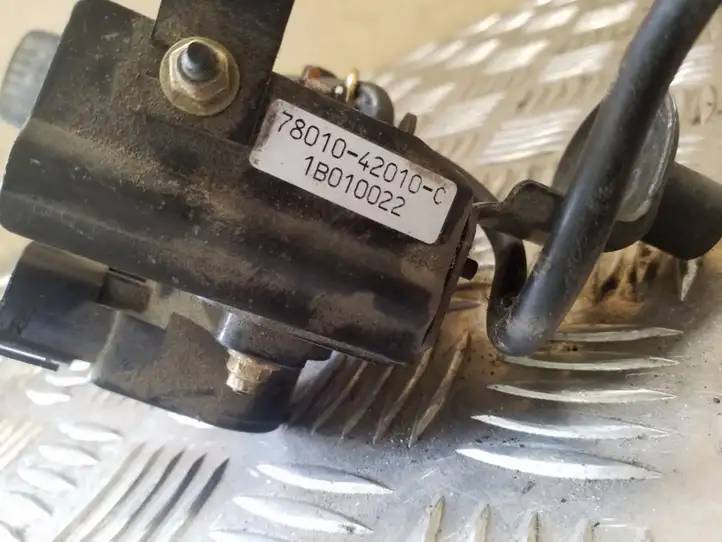 Toyota RAV 4 (XA20) (2000 - 2005) 7801042010C Педаль акселератора — фото 5
