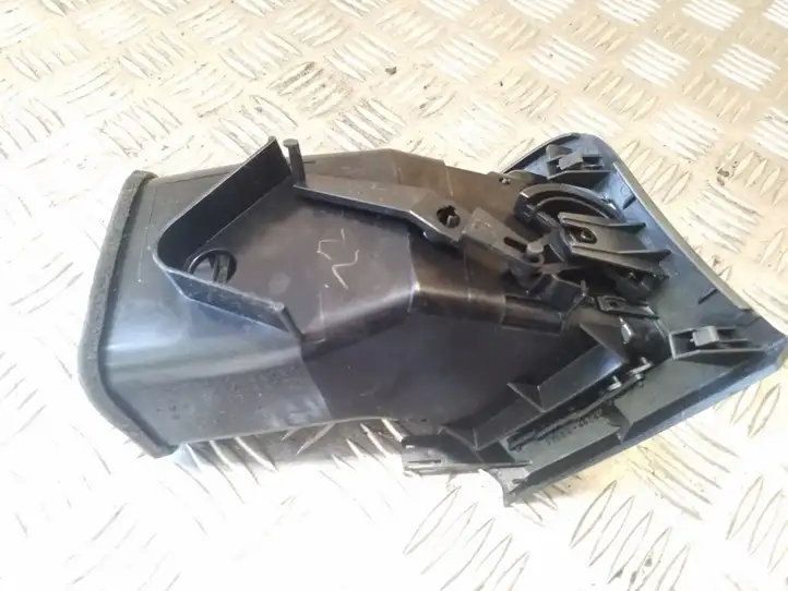 Toyota Avensis Verso (2001 - 2004) 5566044080 Боковой воздушный дефлектор — фото 4