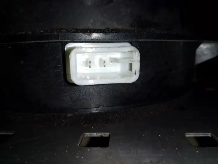 Toyota Avensis Verso (2001 - 2004) 8616044130 Динамики задних дверей — фото 2