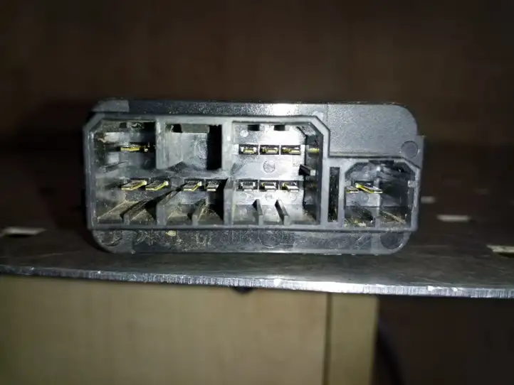 Subaru Forester SG (2003 - 2005) 88205SA000 Блок иммобилайзера — фото 3