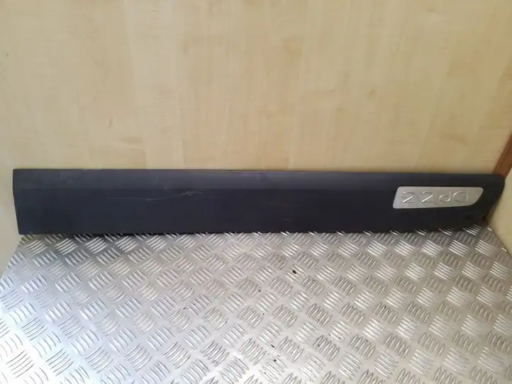 Renault Espace -  Grand espace IV (2004 - 2014)  8200095949 Отделка (молдинг) передней двери