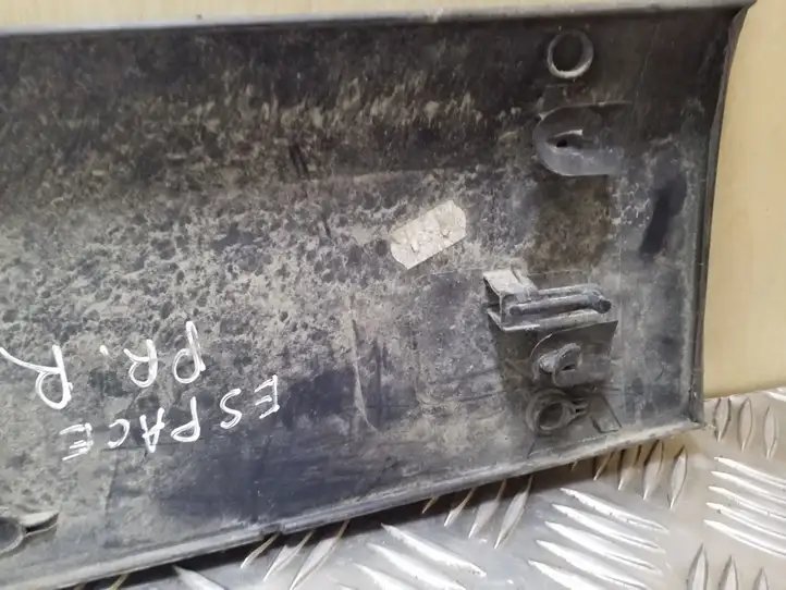 Renault Espace -  Grand espace IV (2004 - 2014)  8200095949 Отделка (молдинг) передней двери