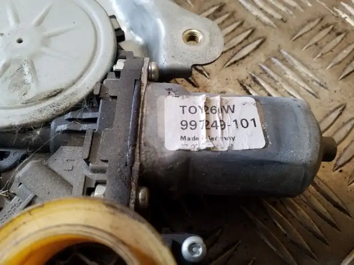Toyota Corolla Verso E121 (2004 - 2007)  698400F020 Передний комплект электрического механизма для подъема окна
