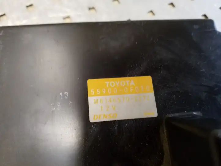 Toyota Corolla Verso AR10 (2004 - 2009) 559000F030 Блок управления климат-контролем — фото 2