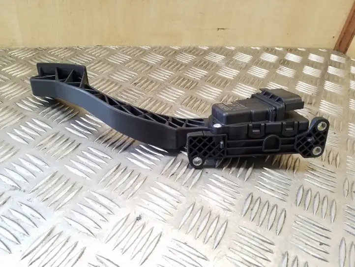 Mazda 3 II (2009 - 2011) 3N619F836BF Педаль акселератора — фото 3