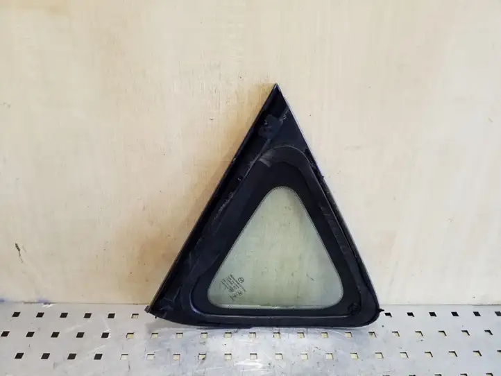 Mazda 3 II (2009 - 2011) Заднее боковое стекло — фото 2