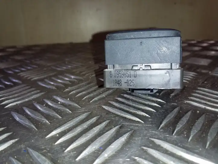 Audi A4 S4 B8 8K (2007 - 2011) 8K0959851D Кнопка стеклоподъемников — фото 3