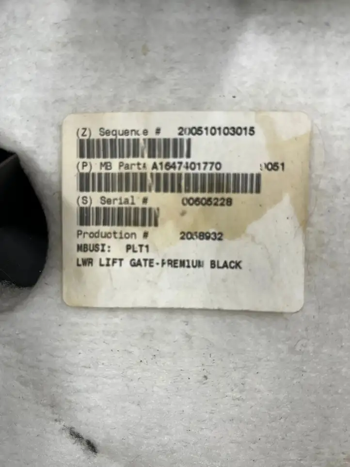 Mercedes-Benz ML W164 (2005 - 2011) A1647401770 Комплект обшивки крышки багажника — фото 4