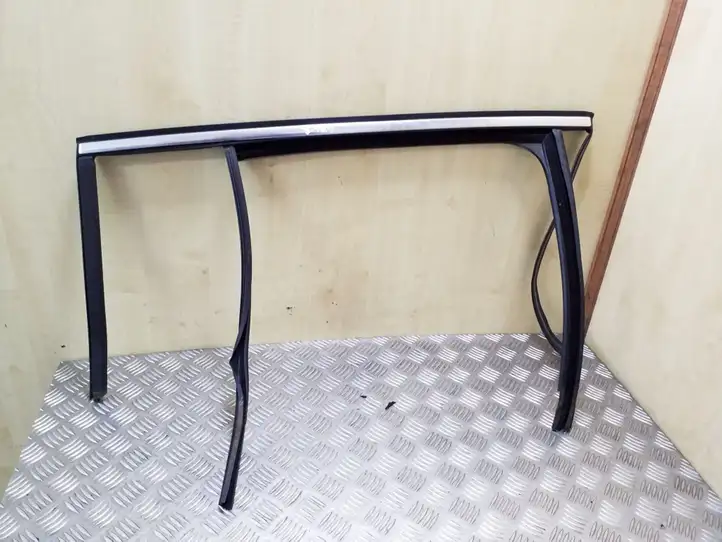 Volkswagen Tiguan (2007 - 2011) 5N0839432H Прочая отделка задней двери — фото 1