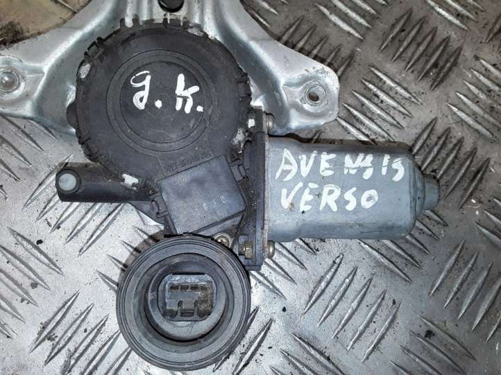 8572044050 Toyota Avensis Verso Galinis varikliukas langų pakėlėjo