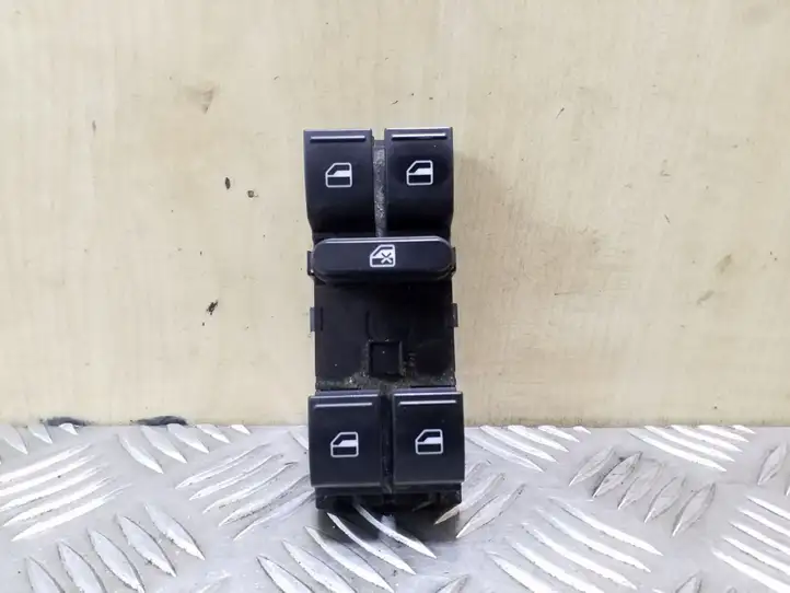 Volkswagen Tiguan (2007 - 2011) 1K4959857B Блок кнопок стеклоподъемников — фото 1