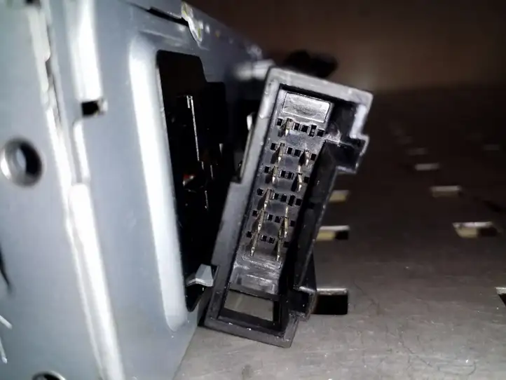 Volkswagen Tiguan (2007 - 2011)  1K0035110A CD/DVD чейнджер