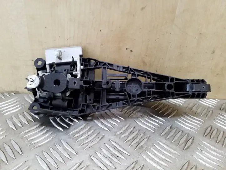 Opel Astra J (2009 - 2012) 14096201LH Наружная ручка двери — фото 4