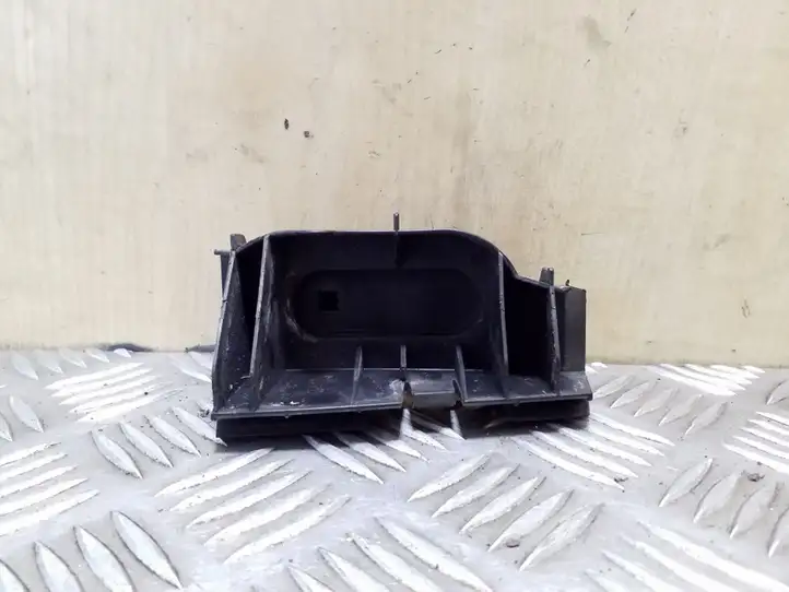 Toyota Corolla E120 E130 (2004 - 2007) 5256302010 Кронштейн заднего бампера — фото 1