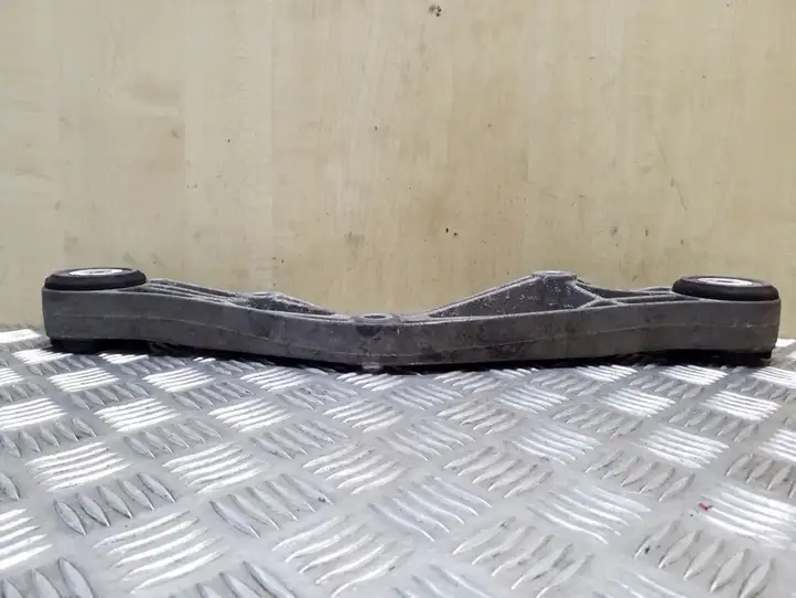 Volkswagen Phaeton (2008 - 2016)  3D0599285B Кронштейн заднего редуктора