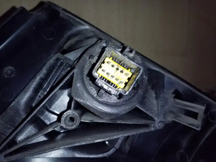 Renault Megane II (2006 - 2008) E901110511071109 Боковое зеркало с электроприводом — фото 7