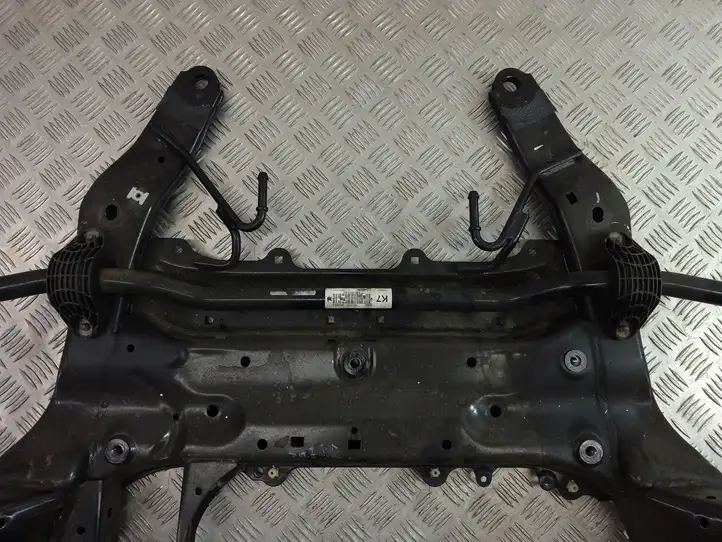 BMW X1 F48 F49 (2015 - 2022) 6872729 Передняя балка подвески — фото 3