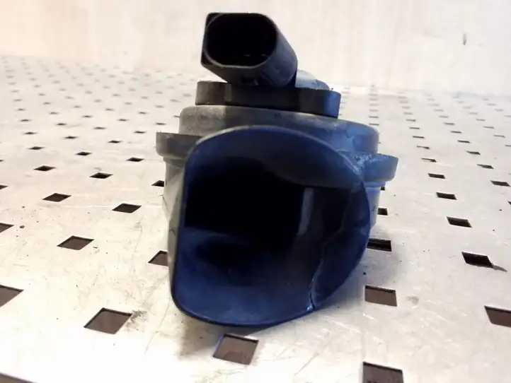 Volkswagen Touareg I (2002 - 2010)  E1000209 Звуковой сигнал