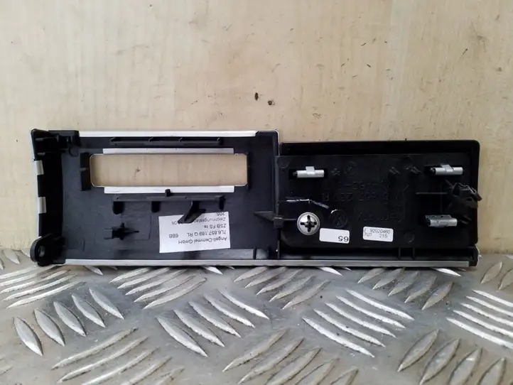Volkswagen Touareg I (2002 - 2010) 7L6857239 Отделка внутренней панели салона — фото 2