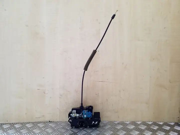 Opel Antara (2011 - 2017)  6037 Замок передней двери