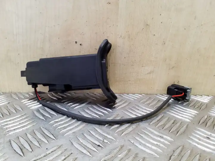 Opel Antara (2011 - 2017) 95033182 Замок крышки топливного бака — фото 2