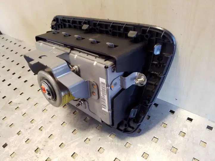 Toyota RAV 4 (XA20) (2000 - 2005)   Подушка безопастности пассажира