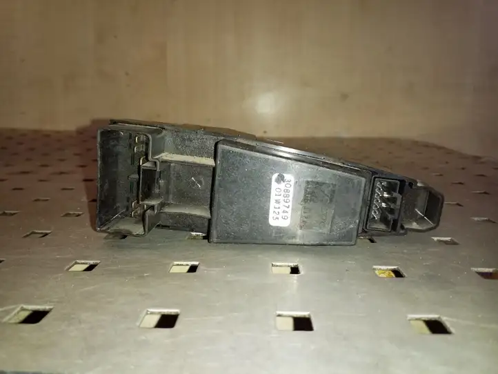 Volvo S40, V40 (2000 - 2004) 30889749 Кнопка стеклоподъемников — фото 4